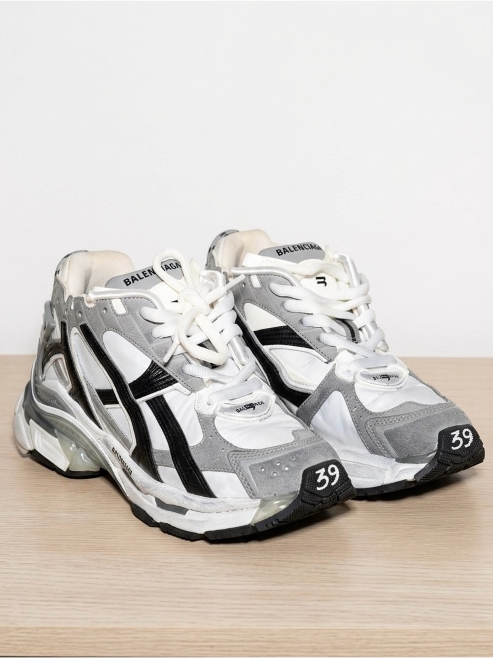 Balenciaga White, Gray & Black Women’s Sneakers - Picture 2 of 3